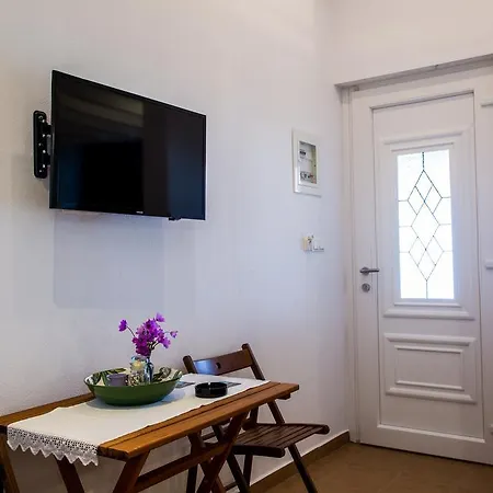 아파트 Stergios House